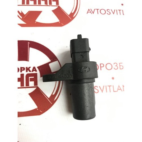Датчик положення розподільчого валу Kia Sorento 2.5CRDI 2002-2009 393504A000
